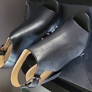 Naturalizer Black sling back